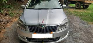 Skoda Rapid 2011-2014 Skoda Rapid 1.6 TDI Elegance