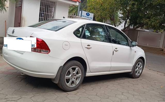 https://images10.gaadi.com/usedcar_image/4259398/original/processed_2a0b3e975c4e756ccbb448cd43511af5.jpeg?imwidth=6401