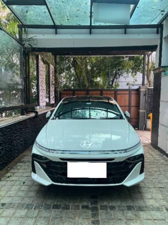 https://images10.gaadi.com/usedcar_image/4259475/original/processed_3a544da0-8d8a-43fe-95f2-77e031e4d86d.jpg?imwidth=6400