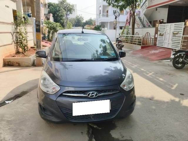 https://images10.gaadi.com/usedcar_image/4259539/original/processed_7a4368bd-5e2a-4958-b0e9-dc3a96248a99.jpg?imwidth=6400