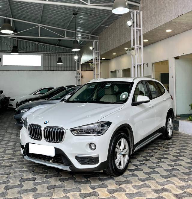 https://images10.gaadi.com/usedcar_image/4259562/original/processed_8c5a0ee0201af86b59e2a6fc052c35c6.jpg?imwidth=6400