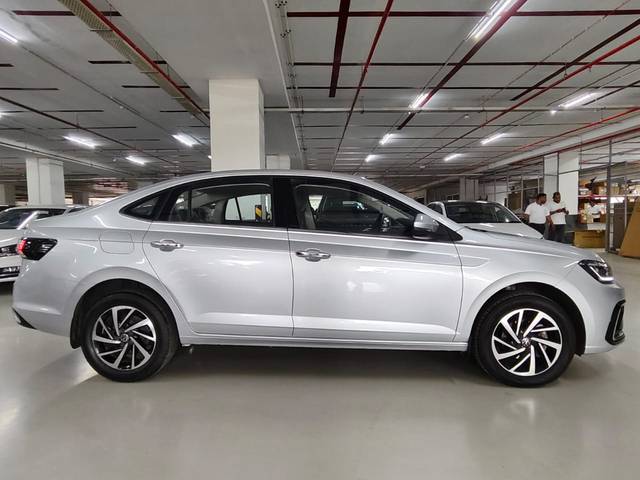 https://images10.gaadi.com/usedcar_image/4259586/original/ab4a9932d881f14adc275da4e6ccadf1.jpg?imwidth=6401