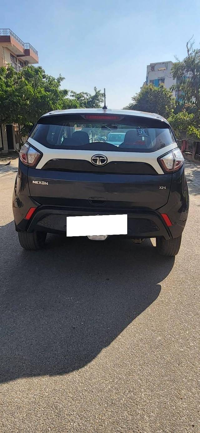 https://images10.gaadi.com/usedcar_image/4259616/original/processed_515dd3918492da0bda24336e56e072e0.jpg?imwidth=6402