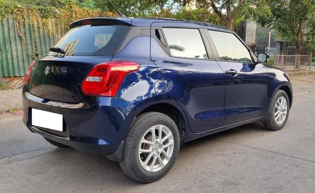 https://images10.gaadi.com/usedcar_image/4259667/original/processed_2d02dc1e93aa08d740d651bed5cfec38.jpg?imwidth=6402