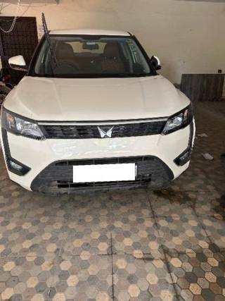 Mahindra XUV300 Mahindra XUV300 W4 BSVI