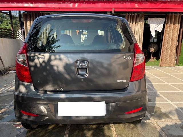 https://images10.gaadi.com/usedcar_image/4259798/original/c30b8e568671992c6e971ed112545fe1.jpg?imwidth=6401