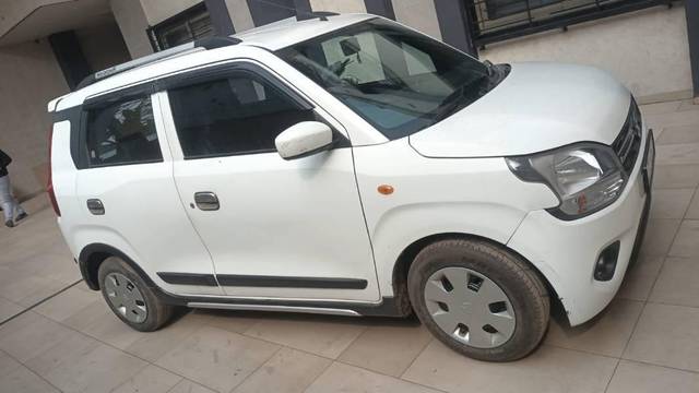 https://images10.gaadi.com/usedcar_image/4259820/original/processed_2922c778-dcdf-4c52-8be4-71b8b1cdfb5a.jpg?imwidth=6401