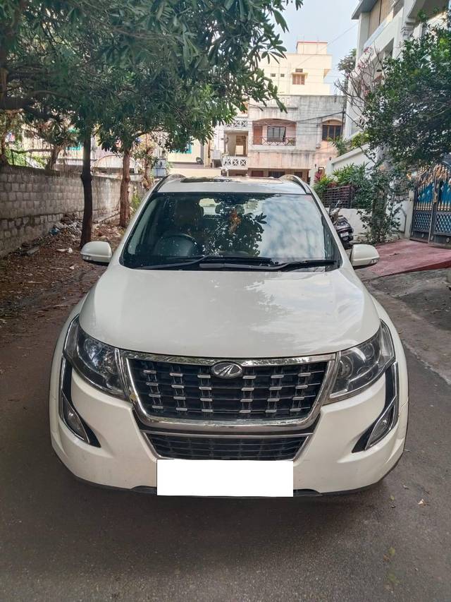 https://images10.gaadi.com/usedcar_image/4259903/original/processed_bd7a6e290665ebe86bc5c2cbce951849.jpg?imwidth=6402