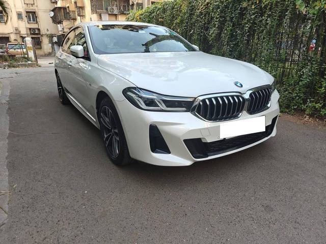 https://images10.gaadi.com/usedcar_image/4259932/original/processed_5498d66ba3bed33a2651d7578cd20aa5.jpg?imwidth=6400