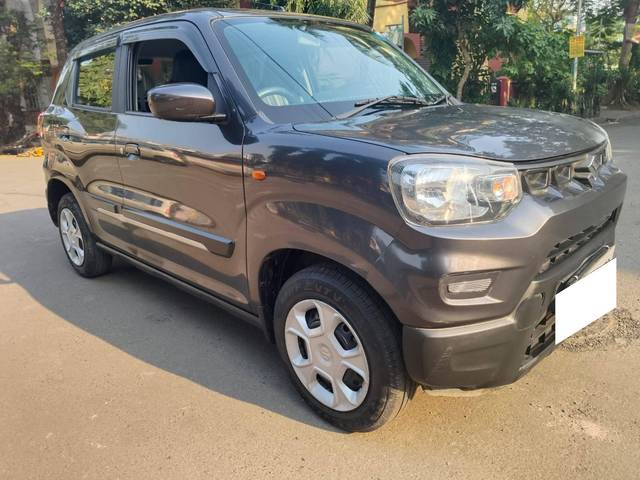 https://images10.gaadi.com/usedcar_image/4259956/original/processed_7691f94ed609cc827a53652371c51e7c.jpg?imwidth=6400