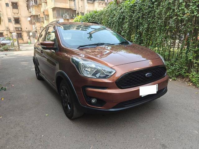 https://images10.gaadi.com/usedcar_image/4259967/original/processed_f3dd341bcd7ac1652726db9b0ba58fb9.jpeg?imwidth=6400