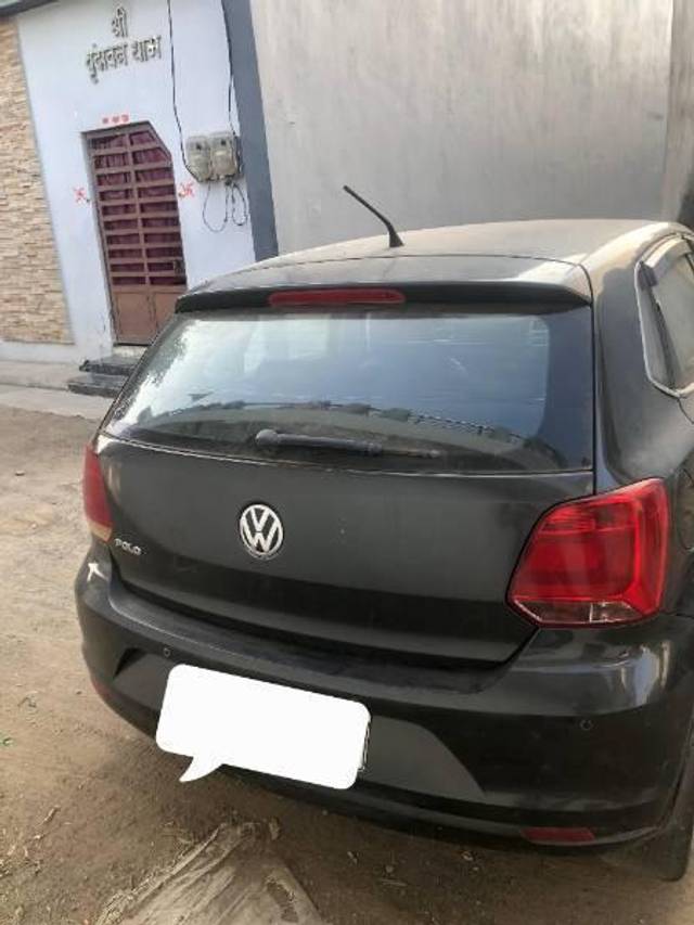 https://images10.gaadi.com/usedcar_image/4260032/original/processed_f5d14bcf-9869-4317-a279-70adf4b01c0b.jpg?imwidth=6402