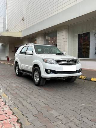 Toyota Fortuner 2011-2016 Toyota Fortuner 4x2 AT