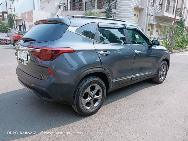 https://images10.gaadi.com/usedcar_image/4260298/original/processed_d2cf61b4a7513858e298aec56fef820b.jpg?imwidth=6401