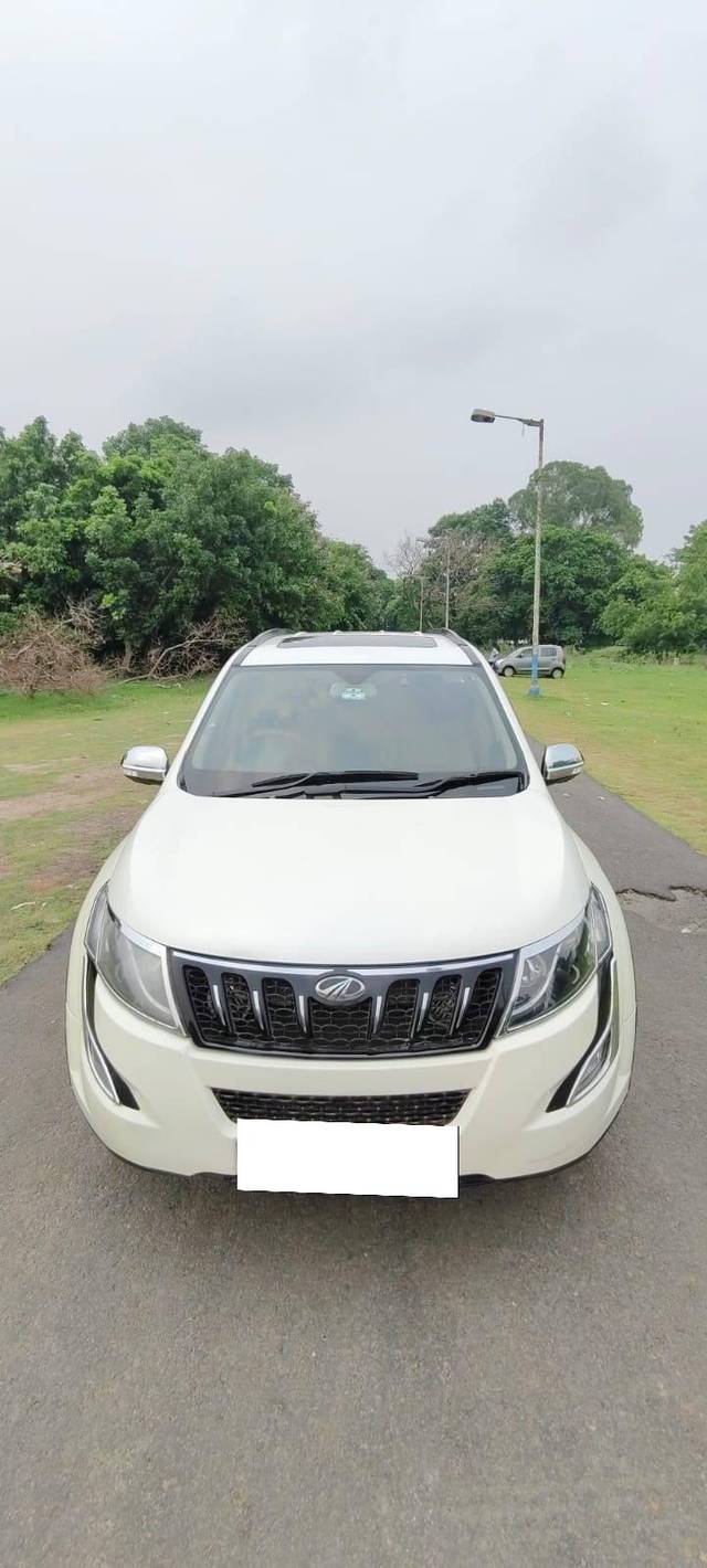 https://images10.gaadi.com/usedcar_image/4260311/original/processed_2e7b0315fd1fc34ffd0e181fb94954ec.jpg?imwidth=6402