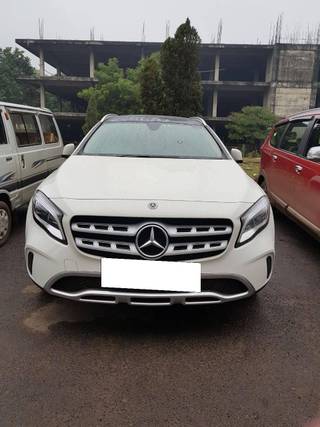 Mercedes-Benz GLA Class 2014-2017 Mercedes-Benz GLA Class 200 CDI SPORT