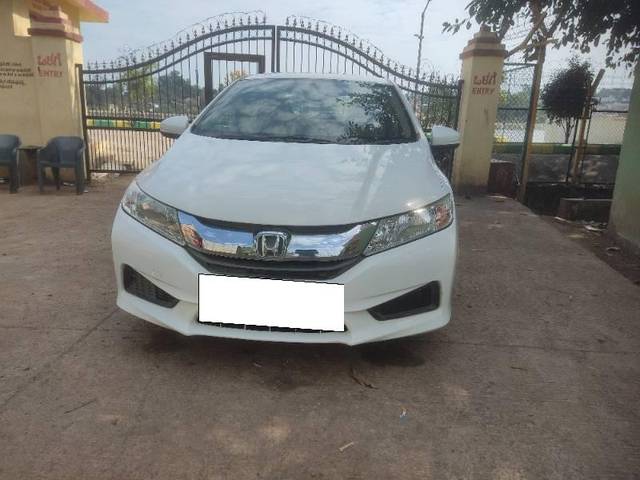 https://images10.gaadi.com/usedcar_image/4260353/original/processed_4c73d84e-8169-4aa2-abda-e69553fbf37e.jpg?imwidth=6402