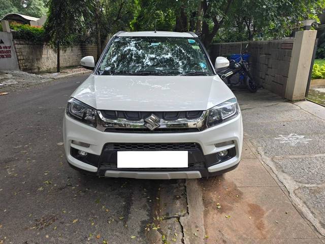 https://images10.gaadi.com/usedcar_image/4260380/original/processed_7732bf37bcc02a1f46ed7485056b27b3.jpg?imwidth=6400