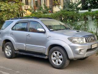 Toyota Fortuner 2009-2011 Toyota Fortuner 3.0 Diesel