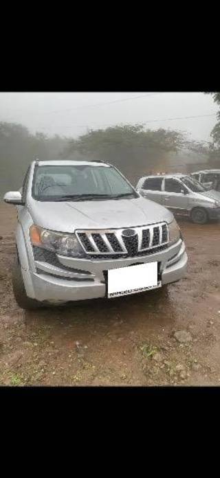 Mahindra XUV500 2011-2015 Mahindra XUV500 W8 4WD