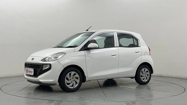 https://images10.gaadi.com/usedcar_image/4260598/original/a49e6fe22c1cee2a26b518c581e87477.JPG?imwidth=6400