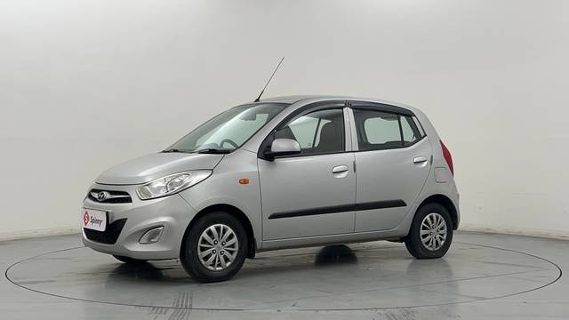 https://images10.gaadi.com/usedcar_image/4260746/original/71179fe49d2c359e3d62d061f8ee40b0.JPG?imwidth=6400