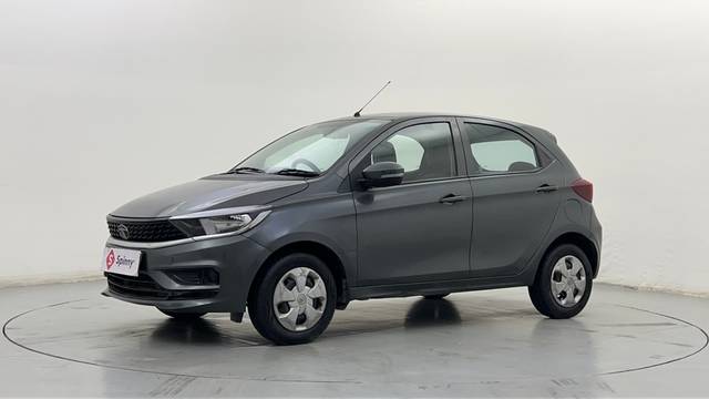 https://images10.gaadi.com/usedcar_image/4260751/original/c56d5e22daca122c022fcb5d9e4d14ad.JPG?imwidth=6400