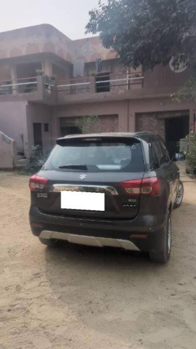 https://images10.gaadi.com/usedcar_image/4260872/original/processed_b4738b8a-47f5-41d8-ae9f-084cfba9aed2.jpg?imwidth=6402