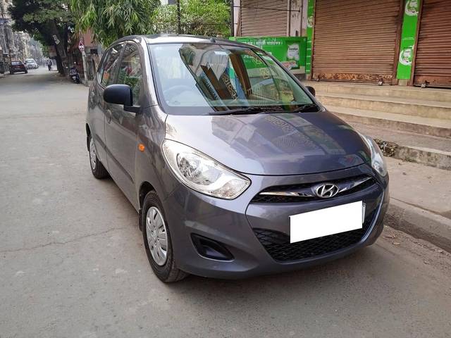 https://images10.gaadi.com/usedcar_image/4260939/original/processed_6f12674f5e1a5d71e3664a2f6bbcd2dd.jpg?imwidth=6400