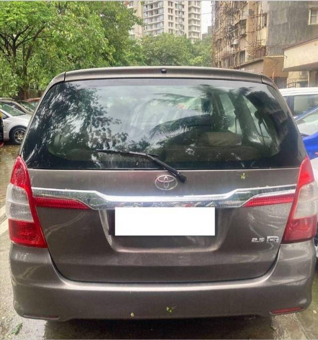 https://images10.gaadi.com/usedcar_image/4260984/original/processed_2d5ed9fd8d3750953079a1fe9242ab2a.jpg?imwidth=6401