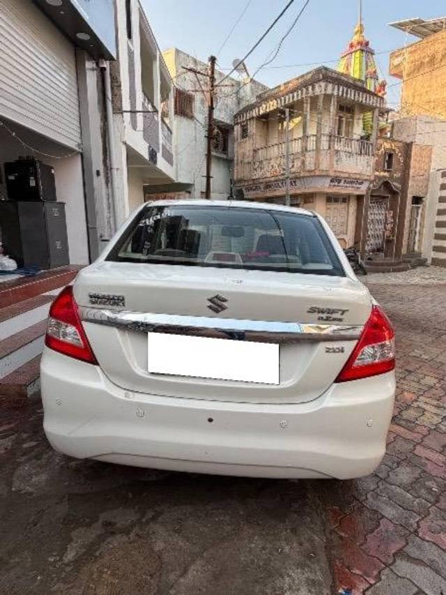 https://images10.gaadi.com/usedcar_image/4261018/original/processed_eedafef8-cc0a-4b82-ae78-e6c764671f04.jpg?imwidth=6401