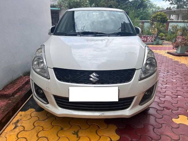 https://images10.gaadi.com/usedcar_image/4261201/original/processed_ef0ca7fe-21cc-4e15-bcc8-fe22a7913987.jpeg?imwidth=6400