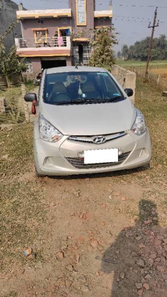 https://images10.gaadi.com/usedcar_image/4261206/original/processed_34230ef5-799d-41c1-b803-b142be3272b6.jpg?imwidth=6402