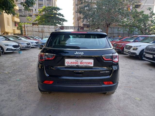 https://images10.gaadi.com/usedcar_image/4261209/original/processed_018d56af5462e84004d6fd009ace3f0e.jpeg?imwidth=6401