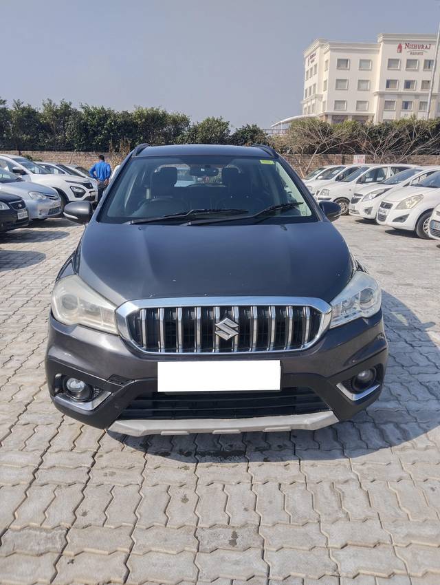 https://images10.gaadi.com/usedcar_image/4261273/original/processed_b379ced3d6e108293ab623aa49c2594f.jpg?imwidth=6400