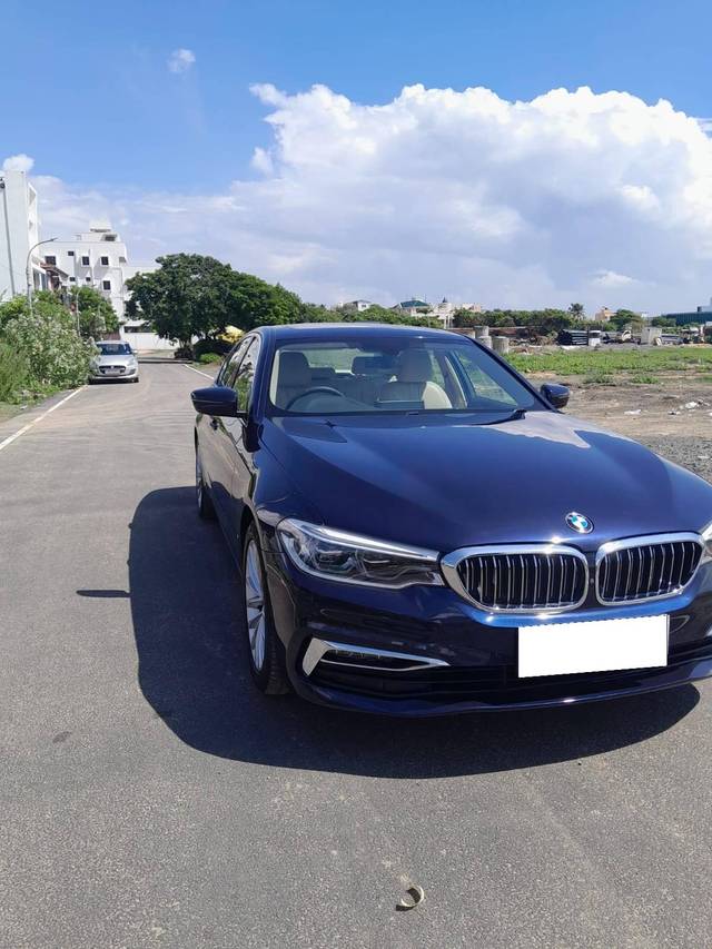 https://images10.gaadi.com/usedcar_image/4261291/original/processed_7cfb5574d9dab356c26781558b51284f.jpg?imwidth=6400