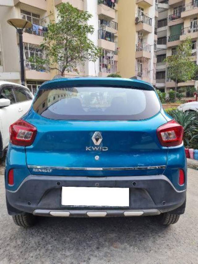 https://images10.gaadi.com/usedcar_image/4261564/original/dbe174ef5f7c533ef958e482ae286295.jpg?imwidth=6401