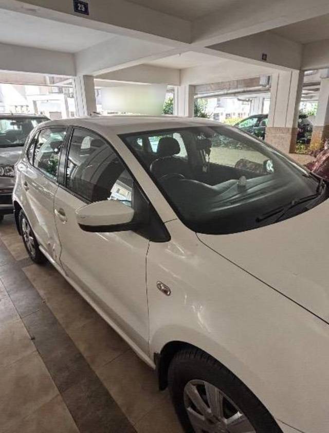 https://images10.gaadi.com/usedcar_image/4261609/original/processed_ad3dc0a7-e1ec-48cc-8e32-97b905bf9912.jpeg?imwidth=6401