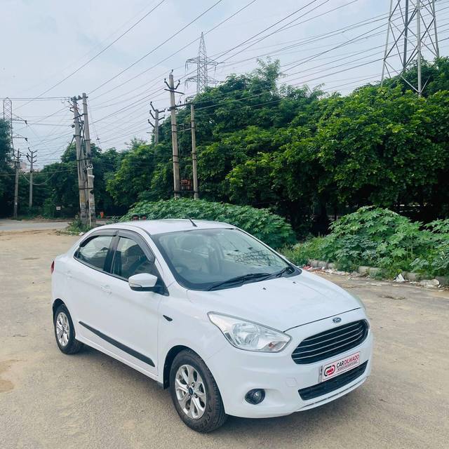 https://images10.gaadi.com/usedcar_image/4261659/original/processed_08c9234064fb54071ef6f5942b270719.jpg?imwidth=6400