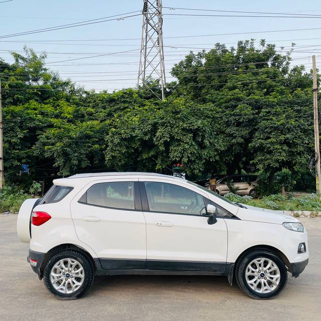 https://images10.gaadi.com/usedcar_image/4261666/original/1c2e69cd9be3ef9689b8645960dc6b3a.jpg?imwidth=6401