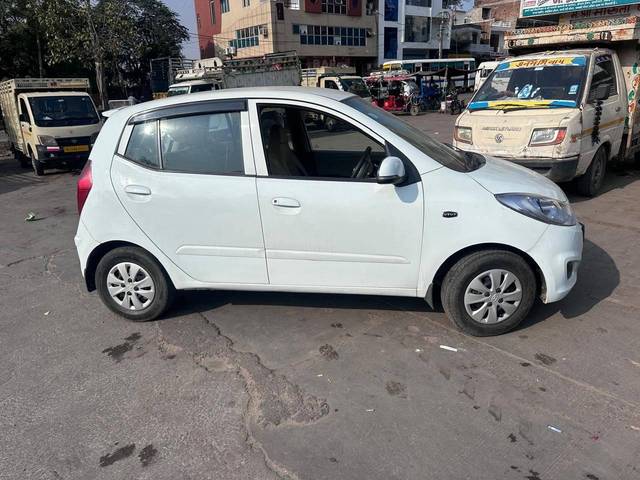 https://images10.gaadi.com/usedcar_image/4261687/original/processed_86a92a9682c51ae9e333d7b3ada66859.jpg?imwidth=6401