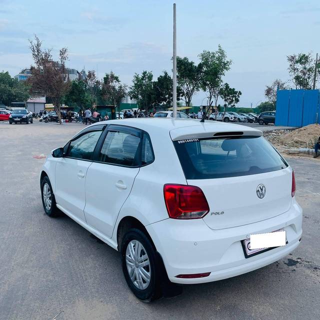 https://images10.gaadi.com/usedcar_image/4261750/original/processed_5fe47068f8895ef8028f745c681bdaa4.jpg?imwidth=6402