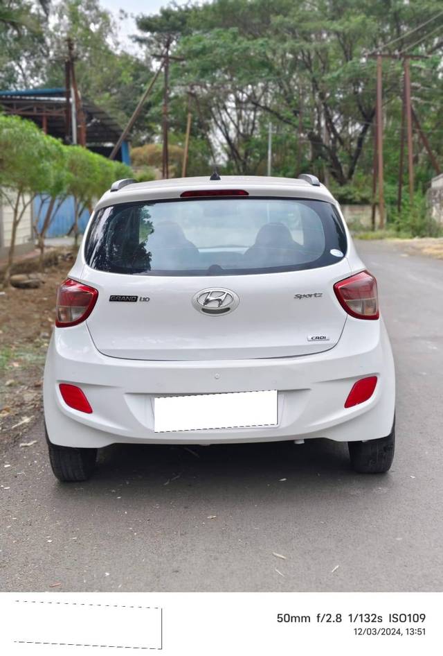 https://images10.gaadi.com/usedcar_image/4261792/original/processed_4de9fcf0441c2dc7387c32b374ca2fec.jpg?imwidth=6402