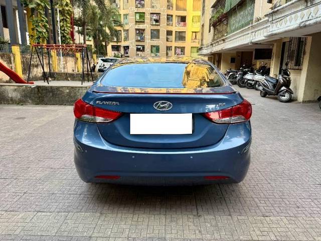 https://images10.gaadi.com/usedcar_image/4261810/original/processed_b81f4359-8861-4af5-bb09-6d0912f5fa31.jpeg?imwidth=6402