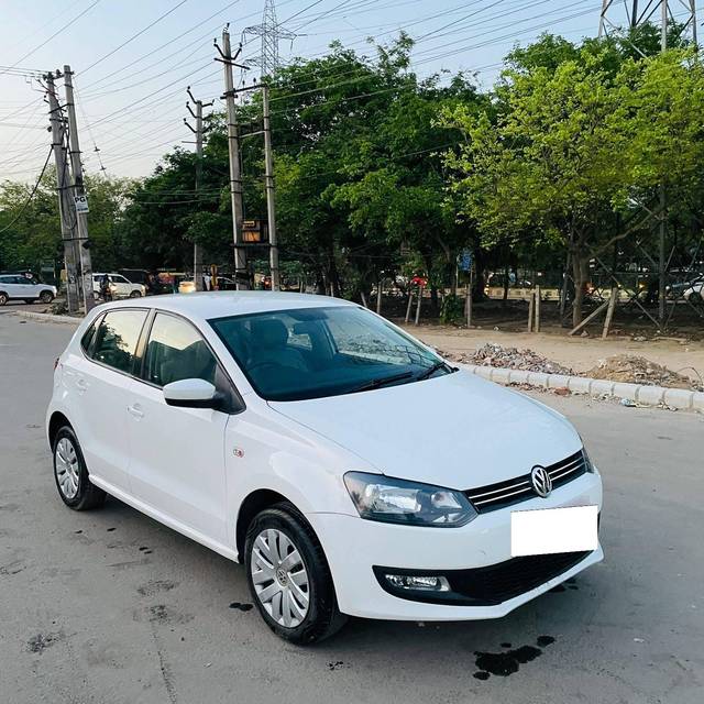 https://images10.gaadi.com/usedcar_image/4261888/original/processed_844a20a626fe7abd0634ecd7d2cdd067.jpg?imwidth=6400