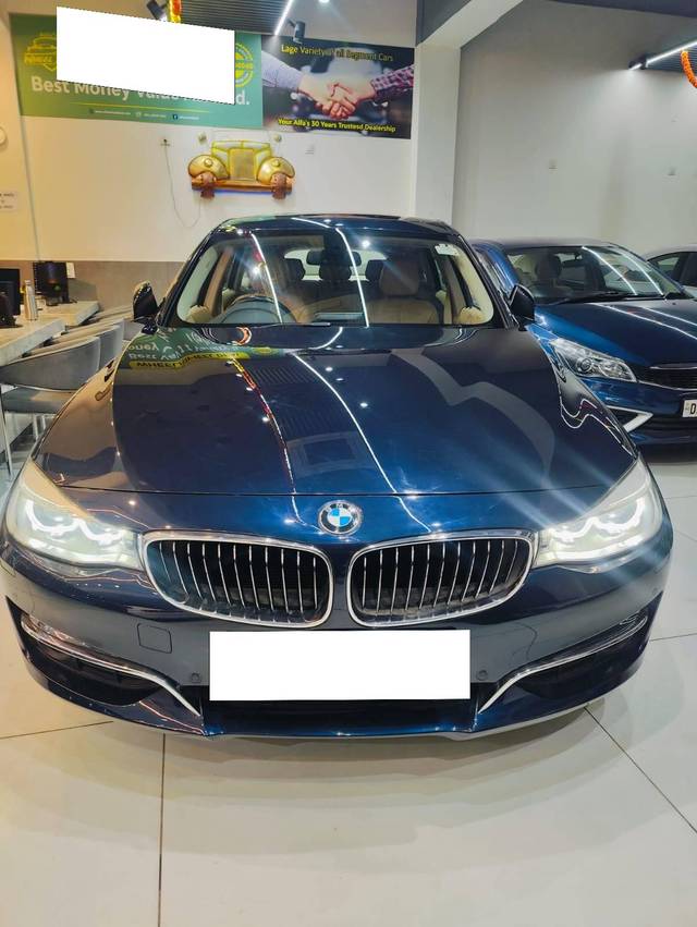 https://images10.gaadi.com/usedcar_image/4261997/original/processed_535ab56cc12d0723eff0b6a7efab01dd.jpg?imwidth=6400