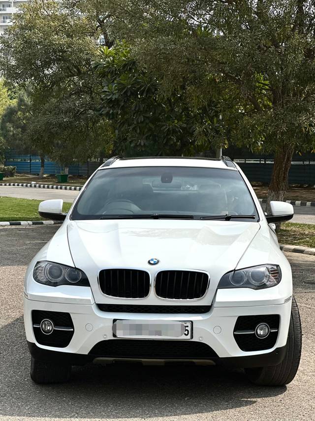 https://images10.gaadi.com/usedcar_image/4262014/original/738dc2d84598a29ada180203771a80d3.jpg?imwidth=6400