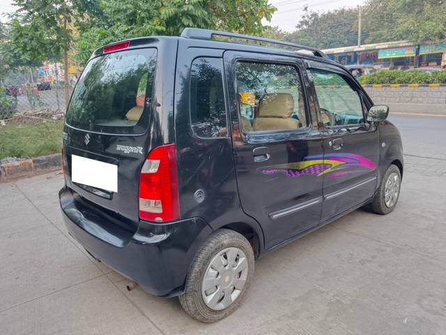 https://images10.gaadi.com/usedcar_image/4262087/original/processed_c2590363a9e6543f384600b2516a2348.jpg?imwidth=6401