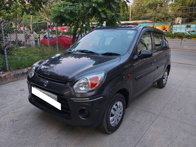 https://images10.gaadi.com/usedcar_image/4262091/original/processed_f92f955c71b4888d59adce63eda98f74.jpg?imwidth=6402