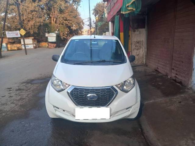 https://images10.gaadi.com/usedcar_image/4262105/original/processed_207c39f7-7630-4894-b072-e10b4cf3b20a.jpg?imwidth=6402